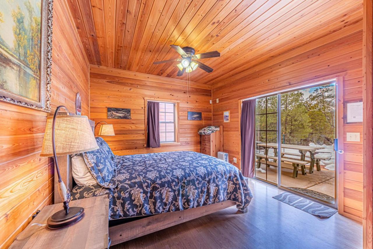 Cabin #4 The Wolves Den - Pet Friendly- Sleeps 6 - Playground & Game Room Payson Exteriör bild